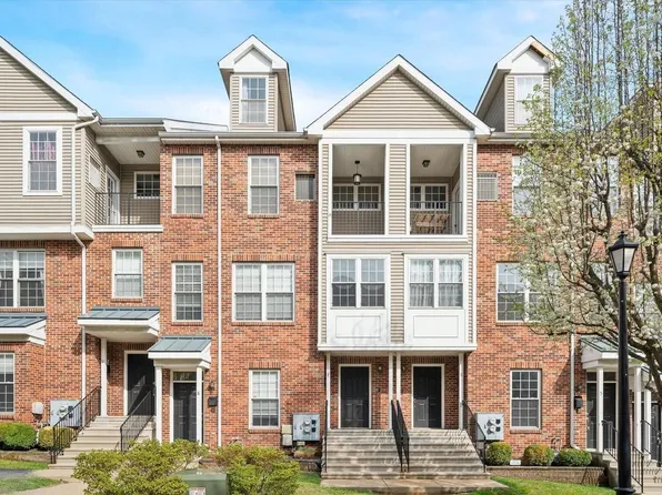 7 Brewerytown Ct, Philadelphia, PA 19121