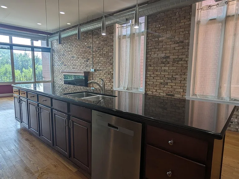 1738 W Belmont Ave #3F — Photo 13
