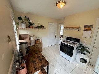5th image of 22 Sargent Ave Floor 2
