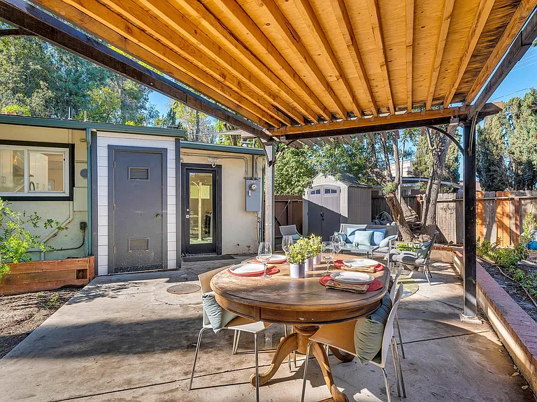 5338 Campo Rd — Photo 18