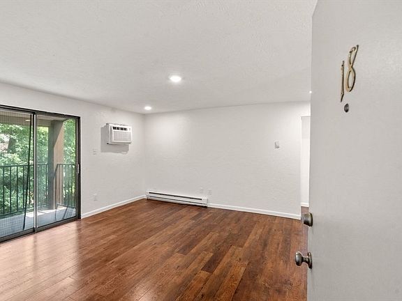 5th image of 21 Erick Rd APT 18