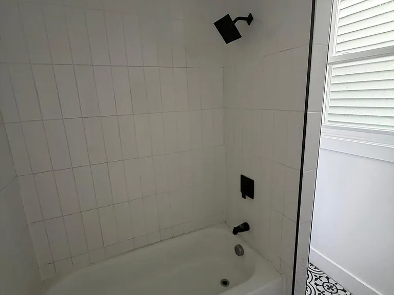 239 12th Ave #2 — Photo 5