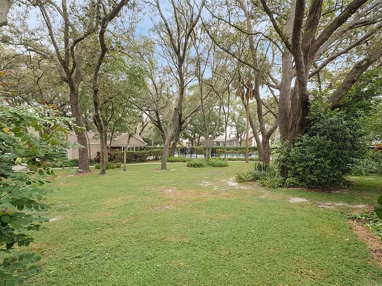 5902 Stratton Park Dr — Photo 24