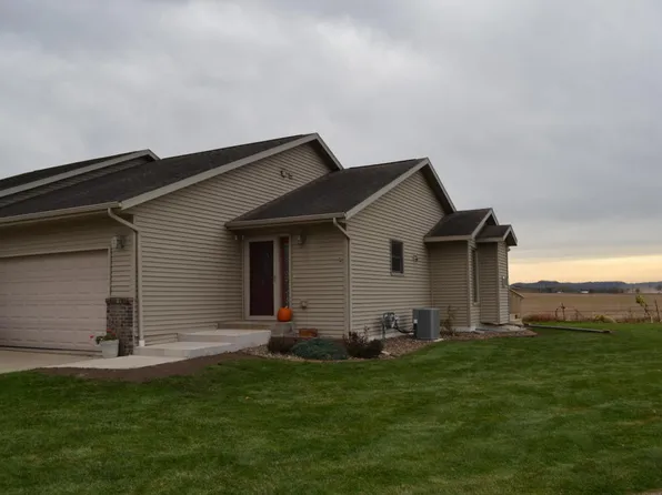 W4183 Ceresa Dr, West Salem, WI 54669