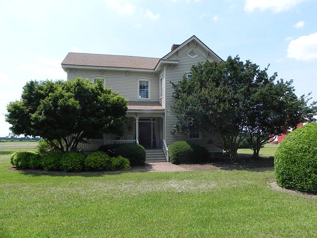 2nd image of 2524 Oakdale Rd