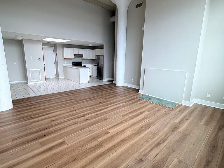 275 Chapel St #4-C — Photo 1