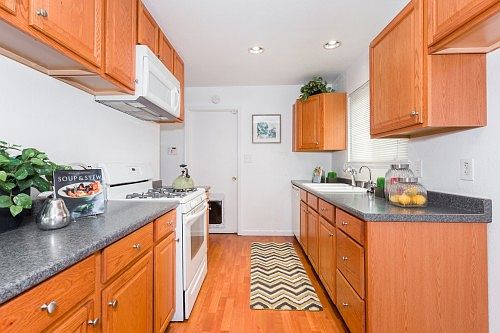 3rd image of 6134 Harlen Ct