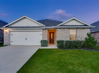 3012 Prairie Trail Ave, Aubrey, TX 76227