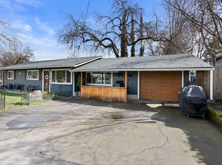 280 N 7th St, Jacksonville, OR 97530