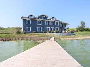 1948 305th Ave, Sidney, IA 51652