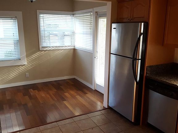 Kitchen/facing breakfast nook