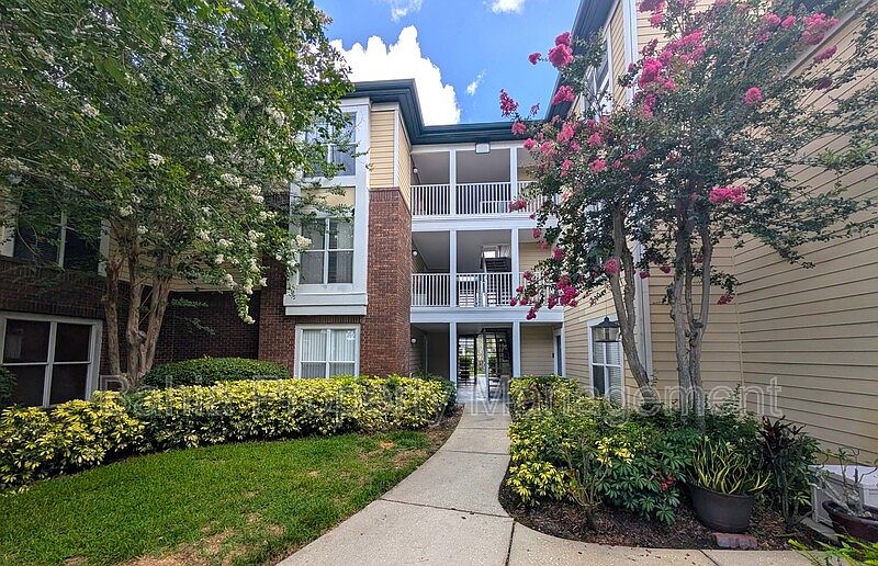 1st image of 4211 Chatham Oak Ct APT 124