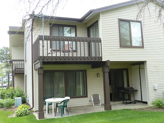 2nd image of 7538 Bristol Ln Unit 3