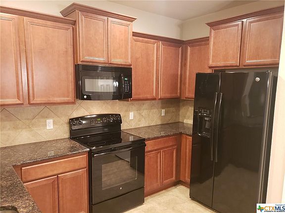 3rd image of 1407 Emerald Gate Dr