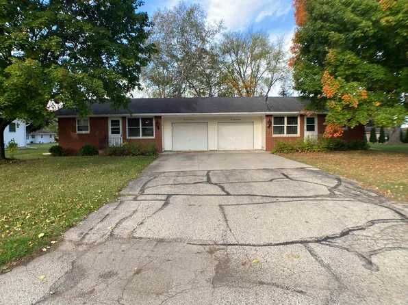 207 N Adams St, Bonduel, WI 54107