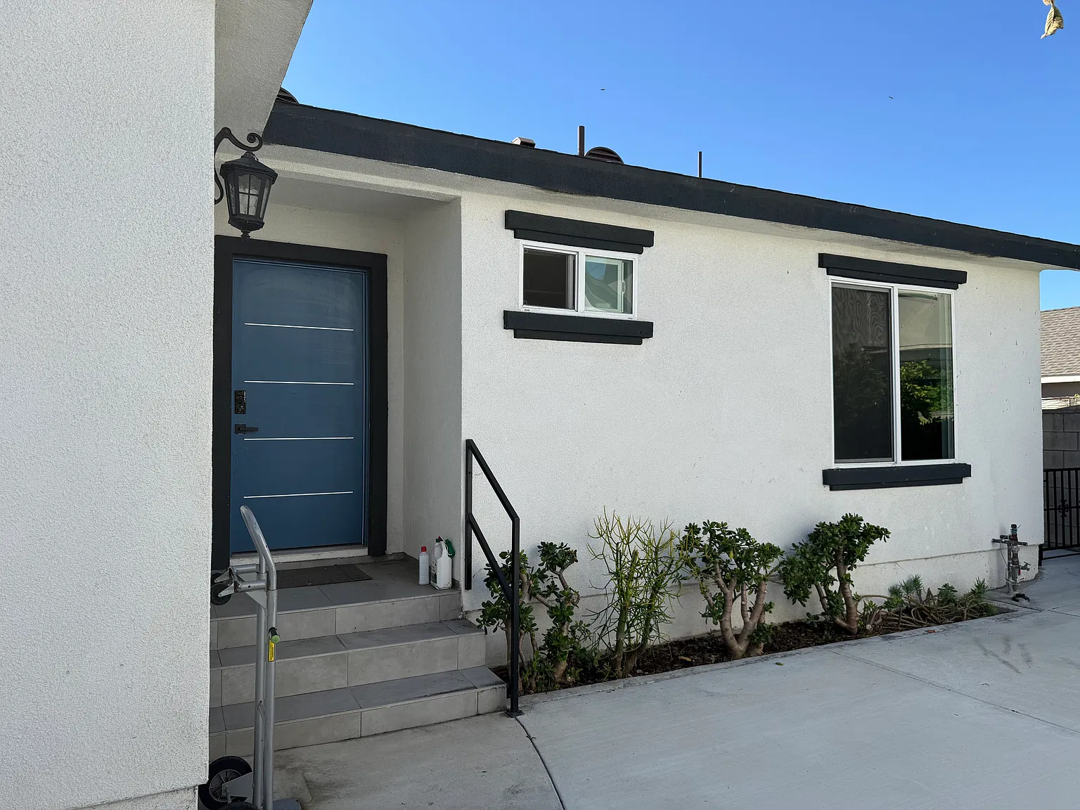 2 bed, 1300 sqft, $3,500 — Photo 2