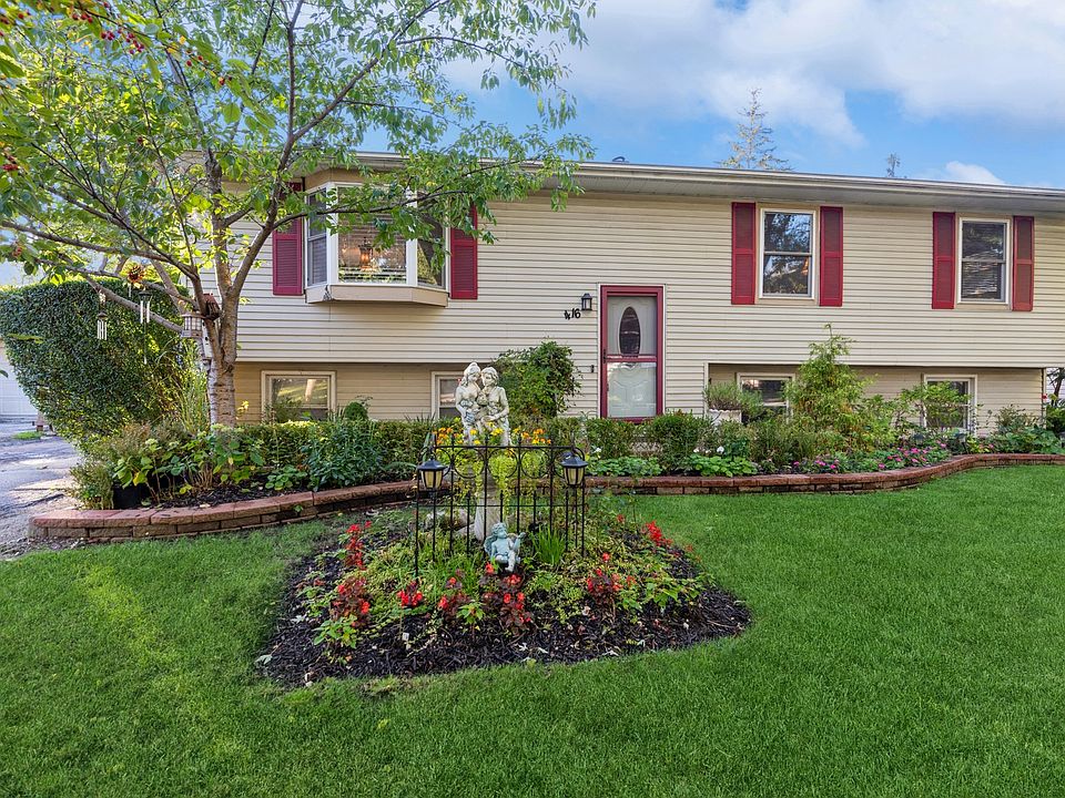 416 Greenview Dr, Park City, IL 60085 Zillow