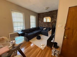 43 Grove St APT 4, Boston, MA 02114