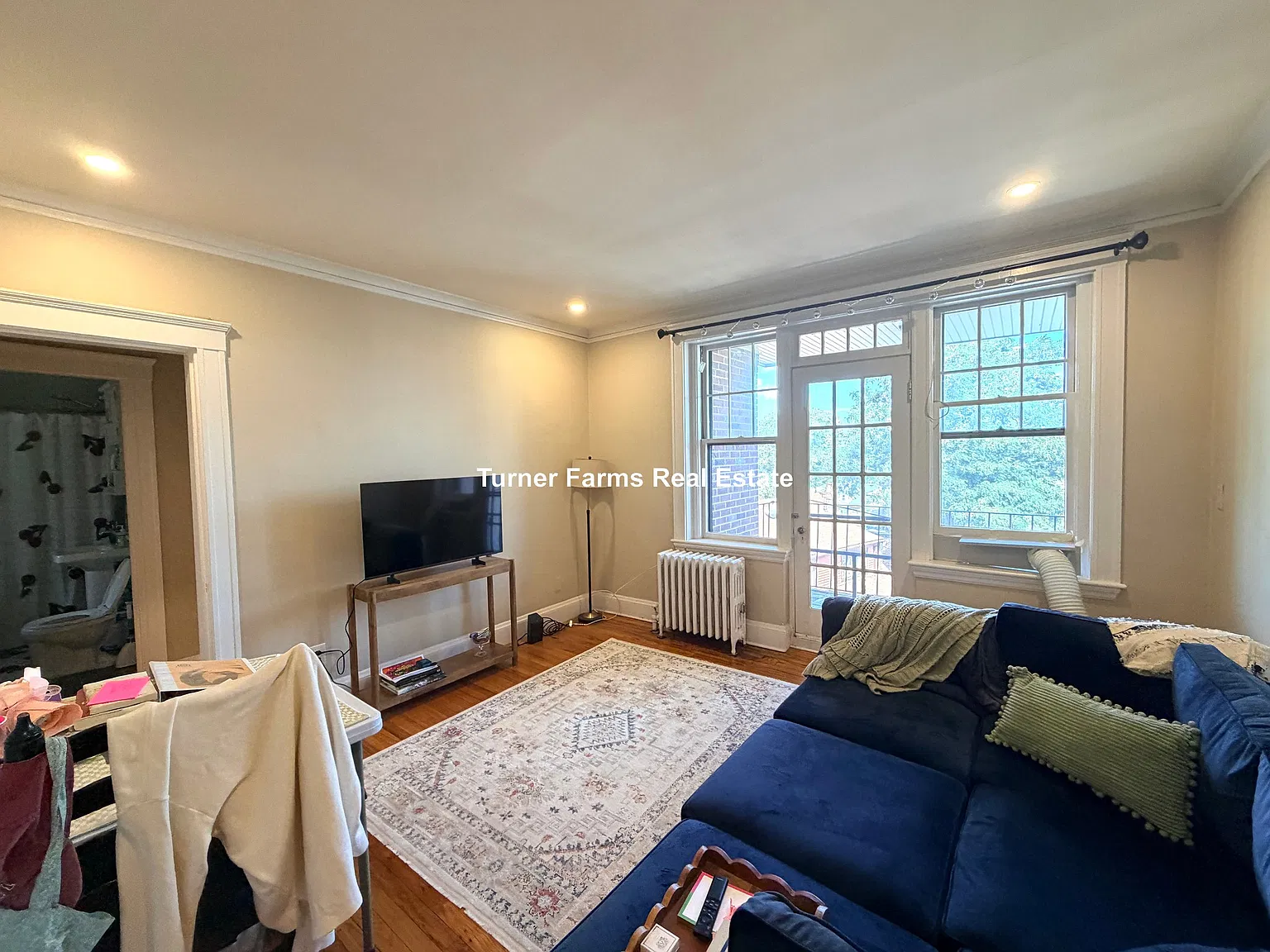 2035 Commonwealth Ave — Photo 3