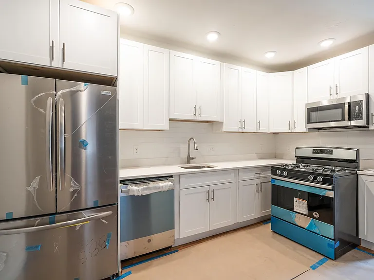 125 Cottage St #1 — Photo 1