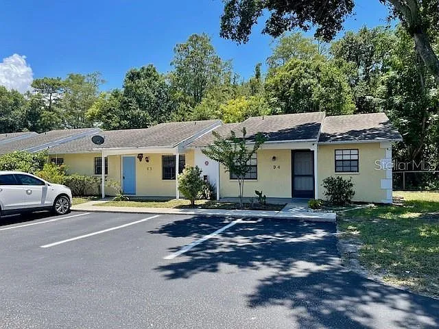 2 bed, 1.5 bath, 900 sqft, $1,625 — Photo 2