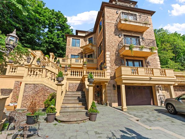 Property image - 60 Lyman Pl, Staten Island, NY 10304