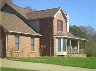 1371 W Rhett Butler Rd, Clarksville, TN 37042