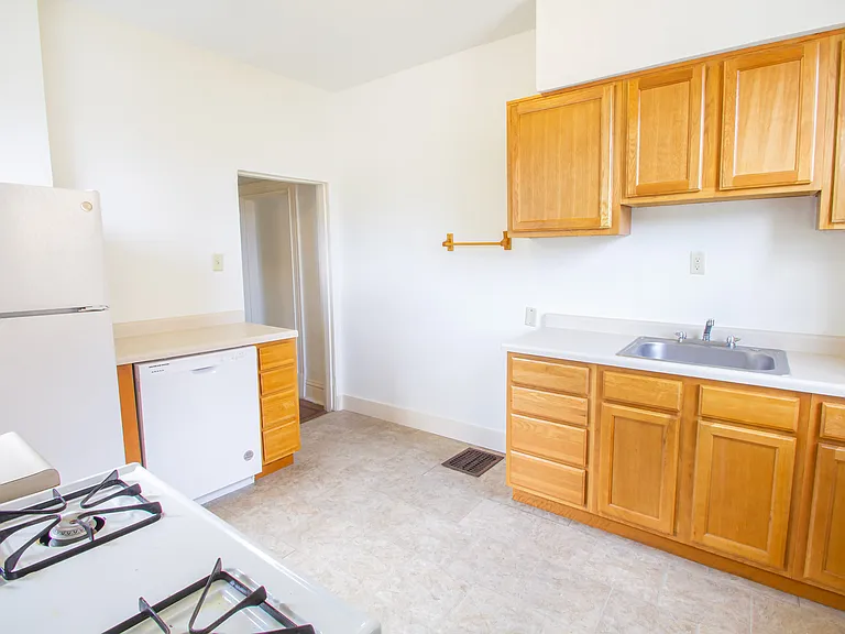 329 South Ave #1 — Photo 5