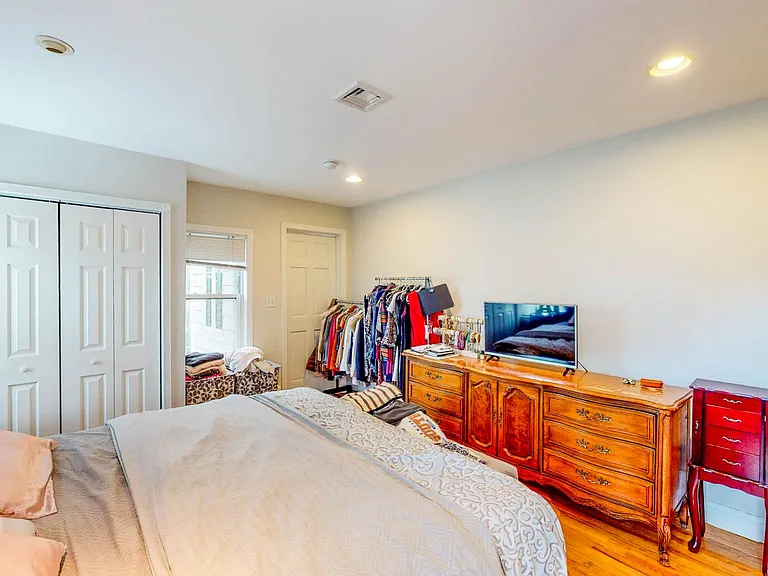 8 North St #2 — Photo 25