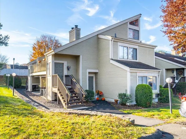 58 Fox Run, South Salem, NY 10590