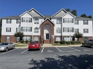 4325 Cedarcroft Ct APT 1C, Greensboro, NC 27409