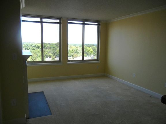 4th image of 1220 N Fillmore St Unit 603
