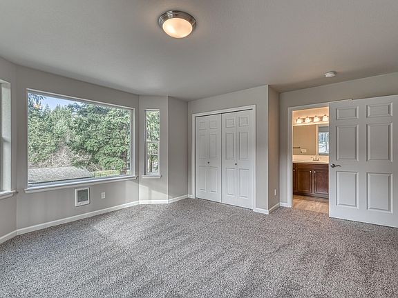 3rd image of 14307 To 14309 104th Avenue Ct NW