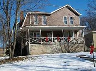286 Rowes Run Rd, Grindstone, PA 15442