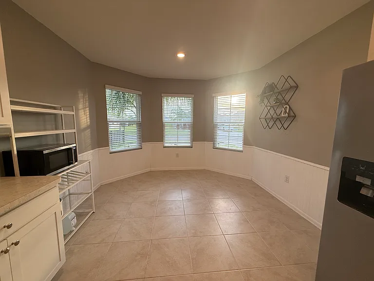 905 Noble Run — Photo 7