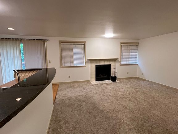 2nd image of 8252 126th Ave NE APT D301