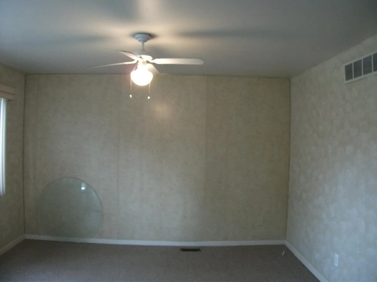 3 bed, 1000 sqft, $1,695 — Photo 4