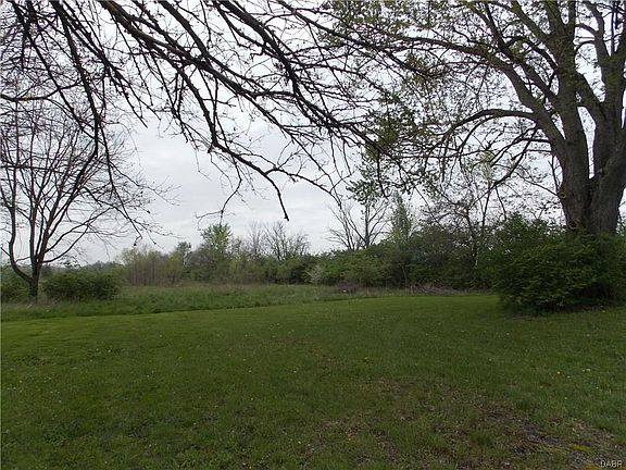 2nd image of 6505 Dayton Farmersville Rd