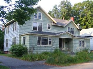 35 Prospect St, Greenfield, MA 01301