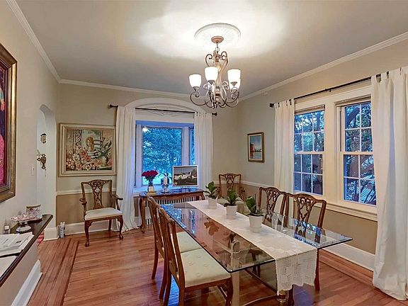 5th image of 419 Woodmere Blvd
