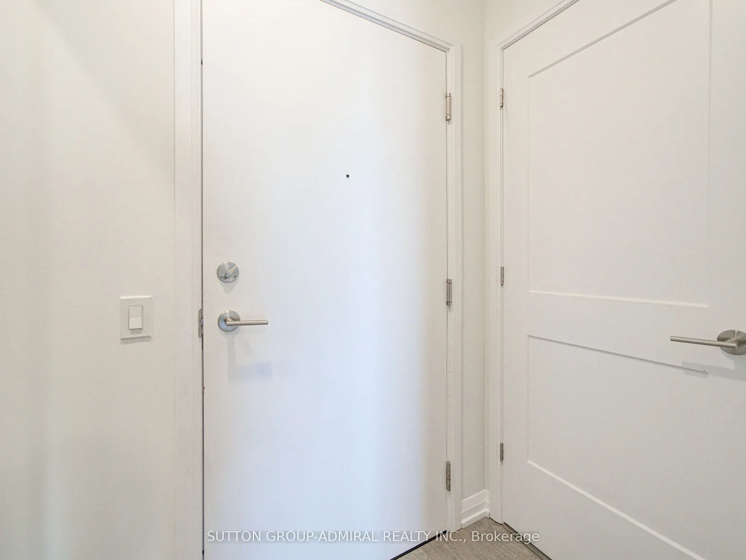 2 bed, $2,400 — Photo 3