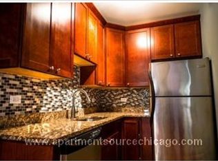 6510 N Claremont Ave APT 2, Chicago, IL 60645