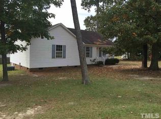 104 Stoneview Cir, Smithfield, NC 27577