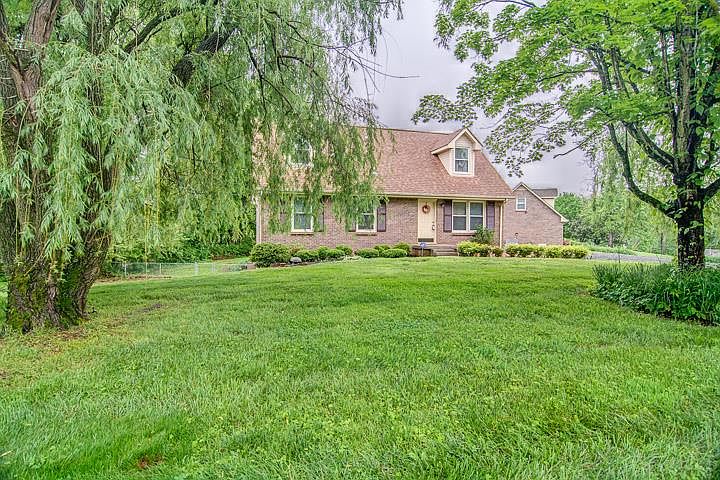 1st image of 1818 Warren Dr