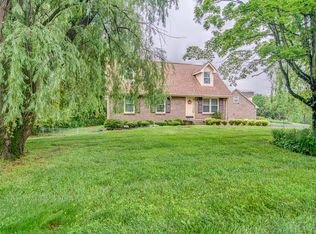 1818 Warren Dr, Clarksville, TN 37040