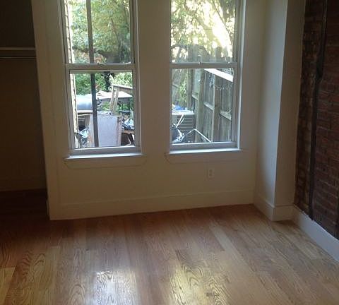 5th image of 37 Montrose Ave