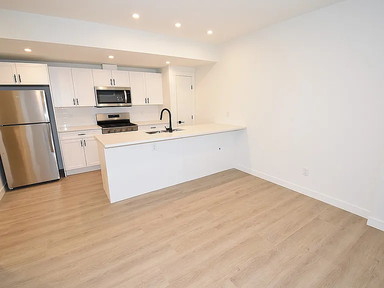 10320 147th St NW #B1 & B2 — Photo 8