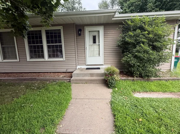 518 8th St N Unit A, Hudson, WI 54016