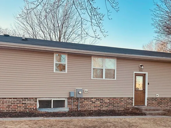 308 Sherman St, Mauston, WI 53948