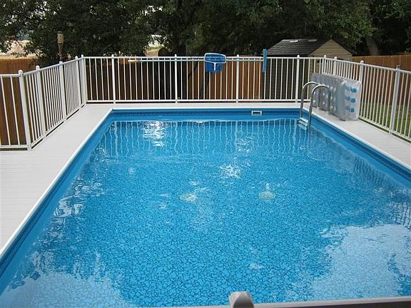 4th image of 6703 Rosita Oak Dr